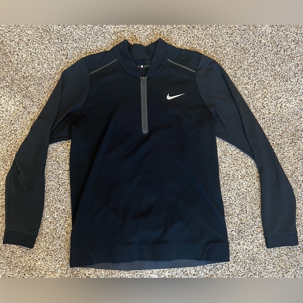 Nike Golf Tiger Woods TW Black 1/4 Zip Men’s Large Awesome condition.